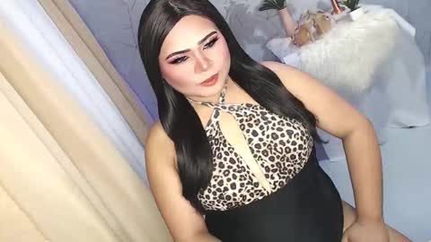 Lovely Dale online show from October 9, 2025, 12:14 pm