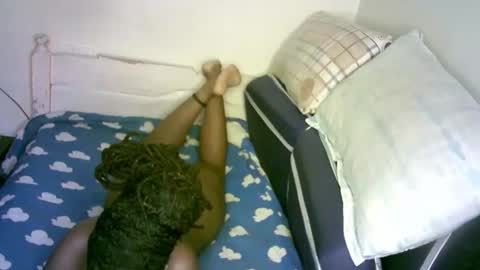Snapshot of lovely_ebonies2 chatting on March 21, 2026, 12:21 pm lovely_ebonies2 online show from March 21, 2026, 12:21 pm