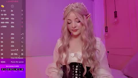 Emma online show from October 31, 2025, 1:45 pm