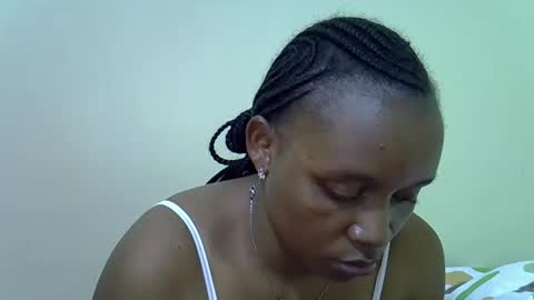 Snapshot of lovely_gee chatting on April 18, 2026, 7:18 pm sexylover online show from April 18, 2026, 7:18 pm