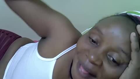 Snapshot of lovely_gee chatting on April 19, 2026, 9:08 am sexylover online show from April 19, 2026, 9:08 am