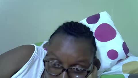 Snapshot of lovely_gee chatting on April 21, 2026, 1:42 am sexylover online show from April 21, 2026, 1:42 am