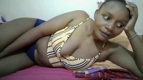 Snapshot of lovely_gee chatting on May 16, 2026, 11:31 am sexylover online show from May 16, 2026, 11:31 am