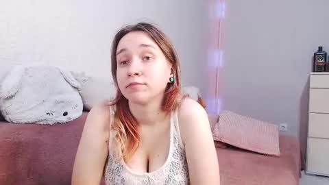 Snapshot of lovely_hayley chatting on June 17, 2026, 8:21 pm Lovely Hayley online show from June 17, 2026, 8:21 pm