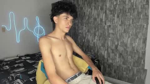 Snapshot of lovely_horny713 chatting on May 1, 2026, 11:15 am Salo online show from May 1, 2026, 11:15 am