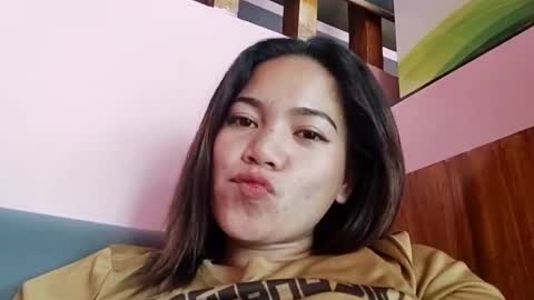 lovely_juday26 online show from August 1, 2026, 4:12 am
