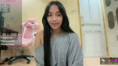 Snapshot of lovely_leah23 chatting on April 18, 2026, 9:15 pm lovely_leah23 online show from April 18, 2026, 9:15 pm