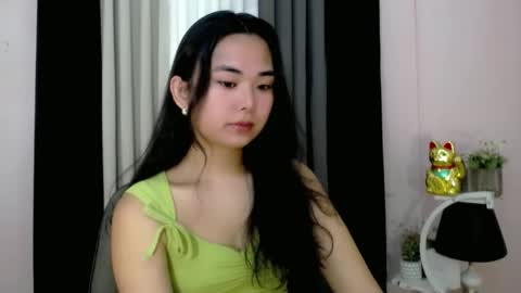 Snapshot of lovely_maria_x chatting on September 21, 2025, 2:35 am Maria online show from September 21, 2025, 2:35 am