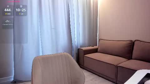 Snapshot of lovely_poppy chatting on July 9, 2026, 2:26 am Lolly online show from July 9, 2026, 2:26 am