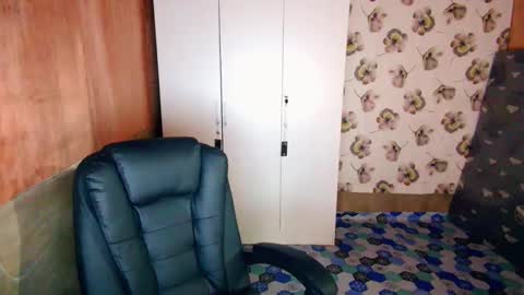 lovely_ricaxxx online show from October 17, 2025, 7:55 am