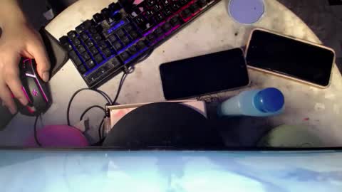 sandy online show from March 25, 2026, 9:10 pm