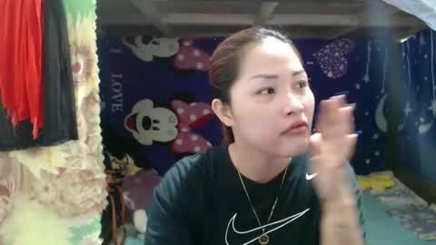 Snapshot of lovely_singlemom chatting on April 25, 2026, 9:12 pm ask me dear online show from April 25, 2026, 9:12 pm