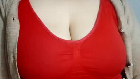 Snapshot of lovely_sweet_girl chatting on March 5, 2025, 12:16 am katrina follow me guys online show from March 5, 2025, 12:16 am