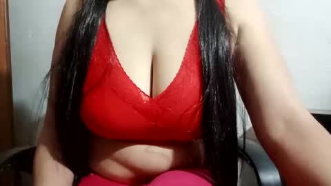 Snapshot of lovely_sweet_girl chatting on March 19, 2026, 4:38 am katrina follow me guys online show from March 19, 2026, 4:38 am