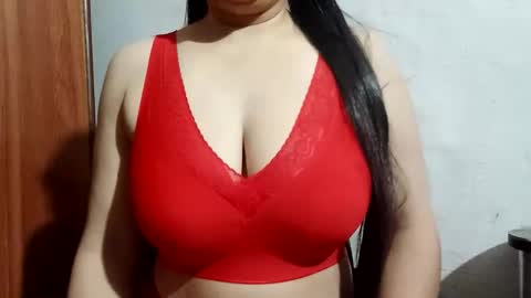 Snapshot of lovely_sweet_girl chatting on March 23, 2026, 2:37 am katrina follow me guys online show from March 23, 2026, 2:37 am