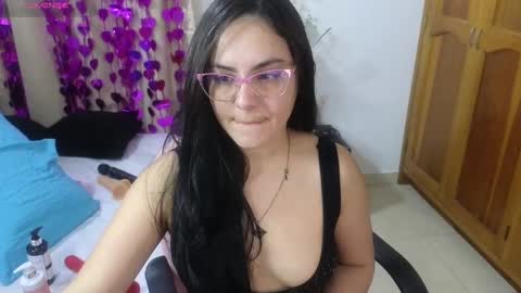 Trix online show from February 27, 2025, 8:53 pm