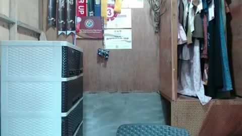 lovely_yvoneslutty online show from October 2, 2025, 2:40 am