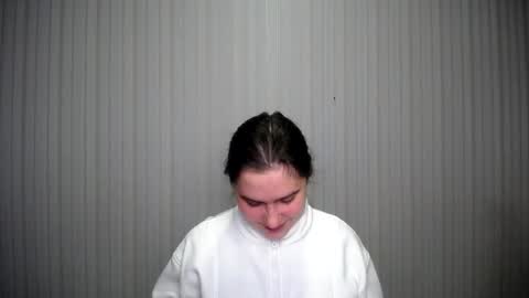 Snapshot of lovelyangel_xx chatting on December 5, 2024, 3:06 pm lovelyangel_xx online show from December 5, 2024, 3:06 pm