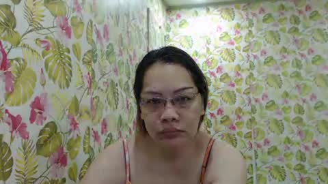 lovelyasiancutie online show from November 3, 2025, 8:32 pm