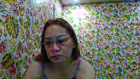 Snapshot of lovelyasiancutie chatting on April 6, 2026, 10:00 pm lovelyasiancutie online show from April 6, 2026, 10:00 pm