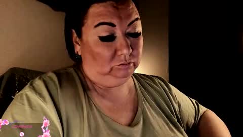 Snapshot of lovelyboobsx chatting on October 16, 2025, 6:47 am Anelana online show from October 16, 2025, 6:47 am