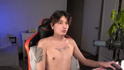 lovelydany3 online show from November 22, 2025, 11:53 am