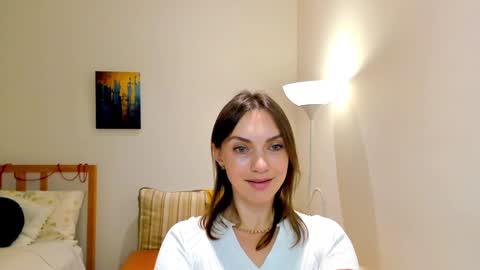 Mia online show from December 27, 2024, 2:43 pm