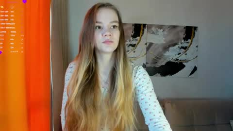 lovelygracee online show from October 21, 2025, 1:01 pm