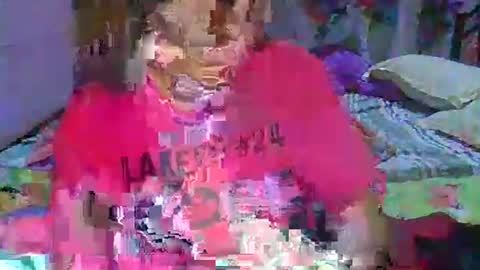 LocwlyLSYlYNXXX online show from December 21, 2024, 11:22 am