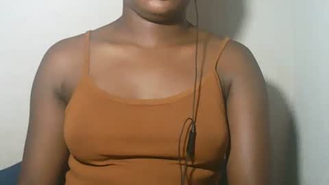 Snapshot of lovelylarra chatting on February 27, 2026, 9:37 pm lovelylarra online show from February 27, 2026, 9:37 pm
