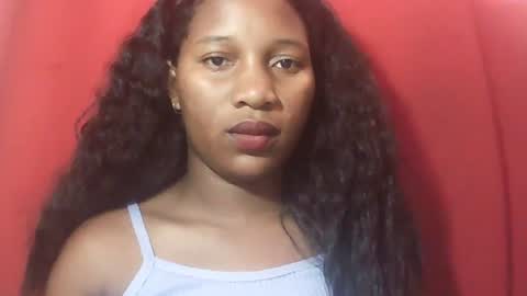 Snapshot of lovelylarra chatting on March 1, 2026, 10:50 am lovelylarra online show from March 1, 2026, 10:50 am