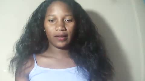 Snapshot of lovelylarra chatting on March 13, 2026, 9:27 am lovelylarra online show from March 13, 2026, 9:27 am