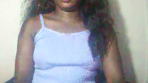 Snapshot of lovelylarra chatting on March 26, 2026, 9:04 am lovelylarra online show from March 26, 2026, 9:04 am