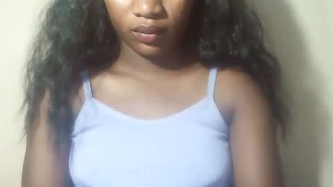 Snapshot of lovelylarra chatting on March 27, 2026, 8:30 pm lovelylarra online show from March 27, 2026, 8:30 pm