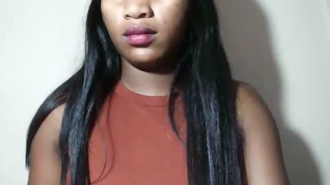 Snapshot of lovelylarra chatting on April 18, 2026, 7:58 pm lovelylarra online show from April 18, 2026, 7:58 pm
