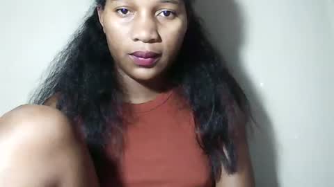 Snapshot of lovelylarra chatting on May 9, 2026, 9:20 pm lovelylarra online show from May 9, 2026, 9:20 pm