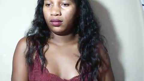 Snapshot of lovelylarra chatting on May 17, 2026, 6:48 pm lovelylarra online show from May 17, 2026, 6:48 pm