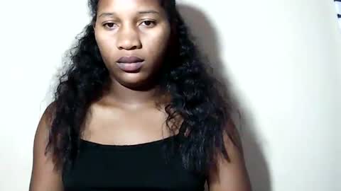 Snapshot of lovelylarra chatting on May 29, 2026, 8:51 pm lovelylarra online show from May 29, 2026, 8:51 pm