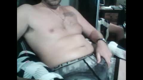 LovelyLaur online show from January 14, 2026, 1:11 am