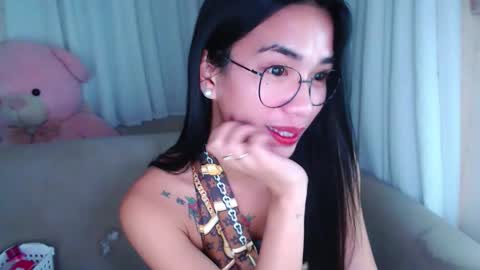 Snapshot of lovelymae18 chatting on December 2, 2024, 7:49 pm lovelymae18 online show from December 2, 2024, 7:49 pm