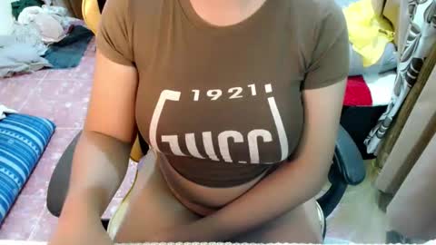 lovelymarish online show from October 14, 2025, 5:30 am