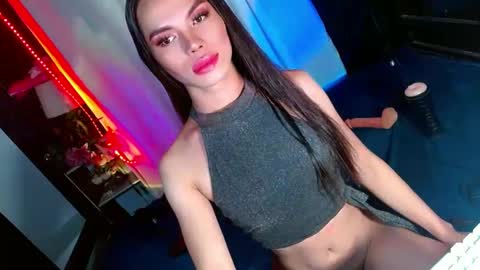 lovelymiss_shyna11 online show from December 16, 2024, 7:37 am