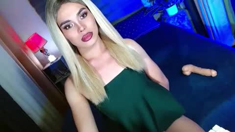 lovelymiss_shyna11 online show from September 9, 2025, 9:09 am