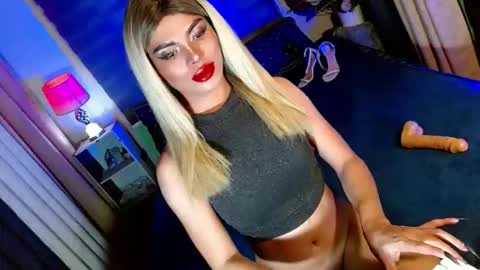 lovelymiss_shyna11 online show from September 24, 2025, 9:18 pm