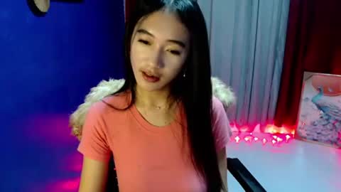 Snapshot of lovelypetite143 chatting on April 18, 2026, 7:58 pm lovelypetite143 online show from April 18, 2026, 7:58 pm