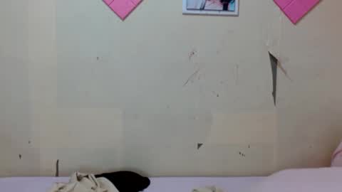 lovelypetitebigcock online show from February 22, 2025, 2:41 pm