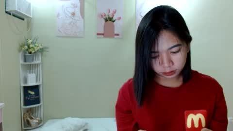 lovelypetitebigcock online show from June 14, 2026, 1:24 pm