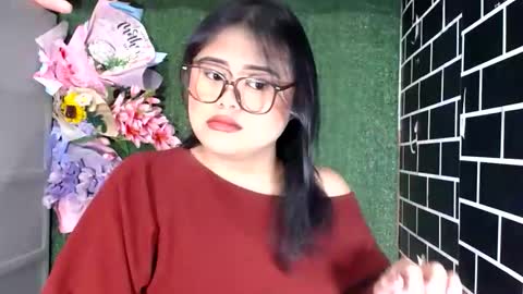 lovely online show from October 8, 2025, 8:50 pm