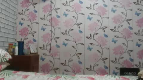 Angelquey online show from February 22, 2025, 8:53 pm