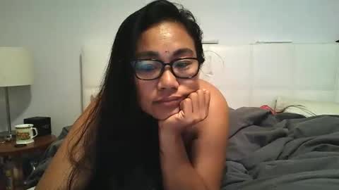 Angelquey online show from February 11, 2026, 6:46 pm